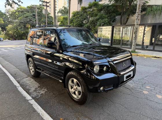 MITSUBISHI PAJERO TR4 2.0 4X4 16V 140CV FLEX 4P AUTOMÁTICO MITSUBISHI PAJERO TR4 2.0 4X4 16V 140CV FLEX 4P AUTOMÁTICO